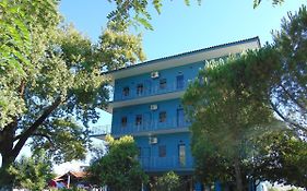Hotel Mondo